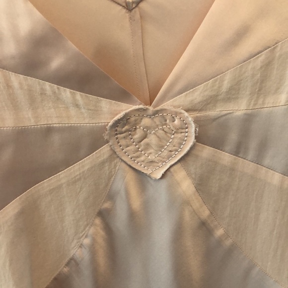 Donated!!!🚨Last chance‼️HP!!!💕Gorgeous silky top - Picture 6 of 10